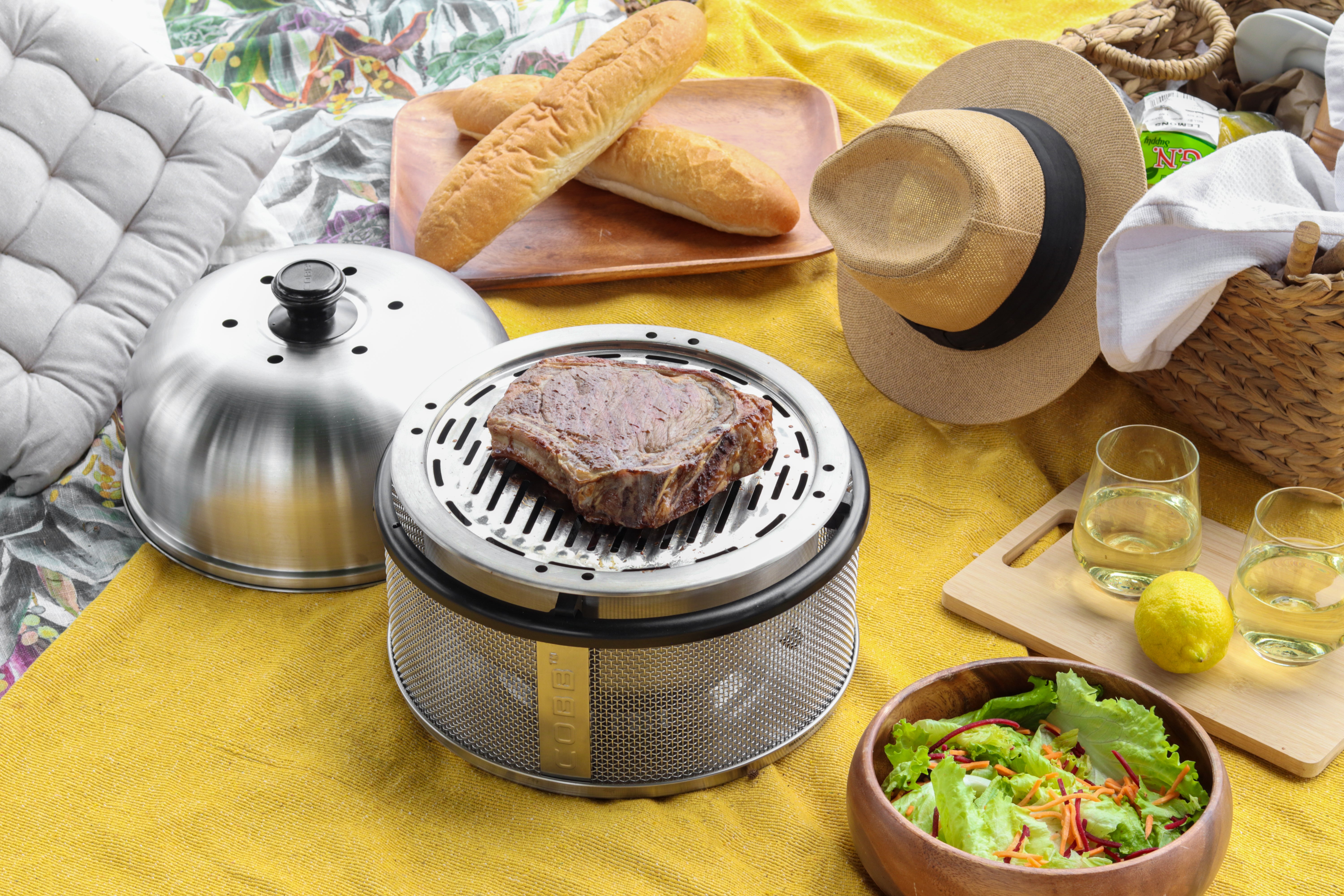 cobb-bbq-kit-mit-v-grillrost-und-feuerkorb-f-r-bis-zu-12-briketts image 4