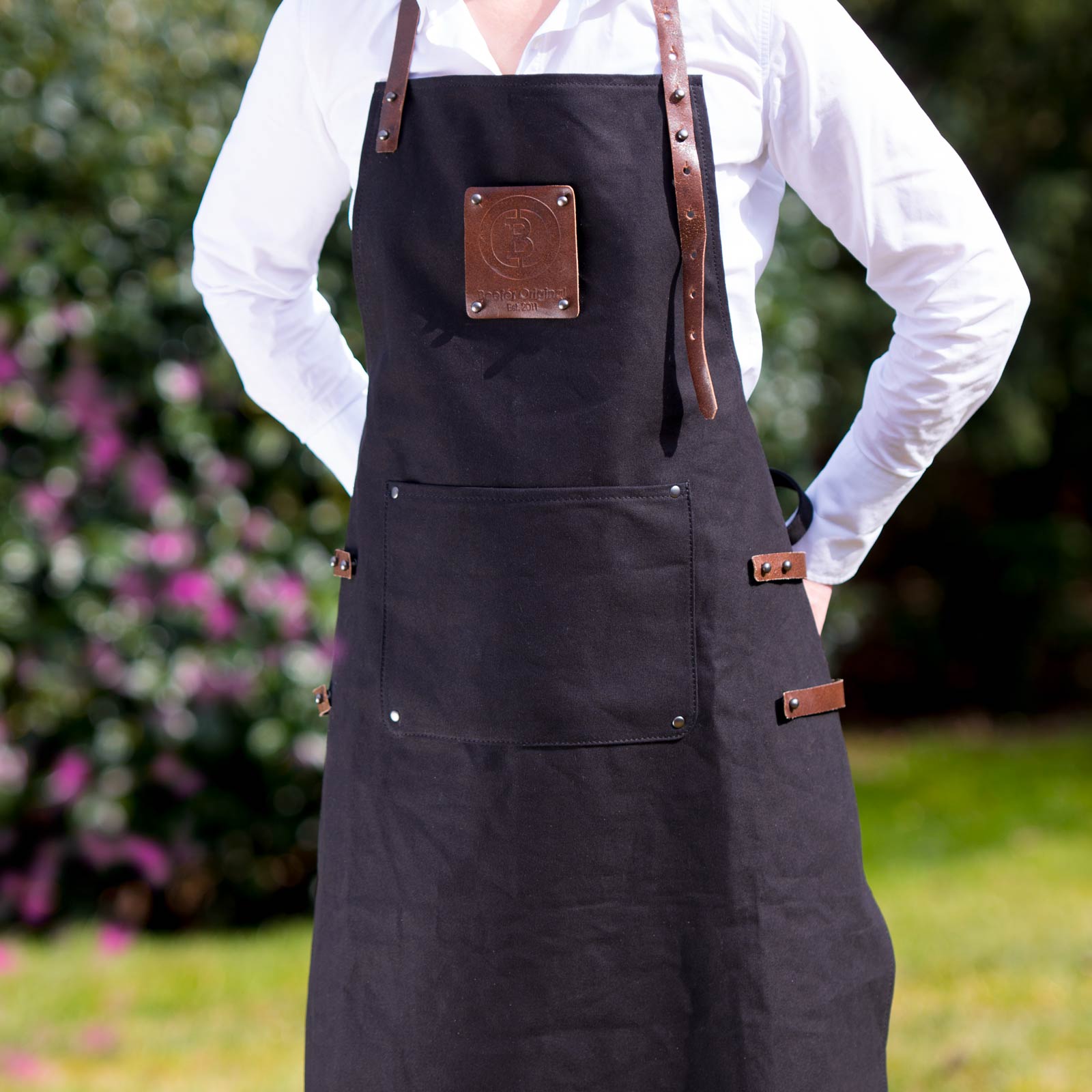 beefer-sch-rze-baumwolle-und-leder-schwarz-grillsch-rze-71-x-98-cm image 2