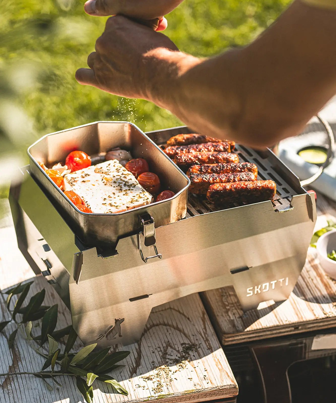skotti-cooking-bundle-mobiler-gasgrill-komplettset-mit-boks-1l-2-5l-und-tongs-gr image 5