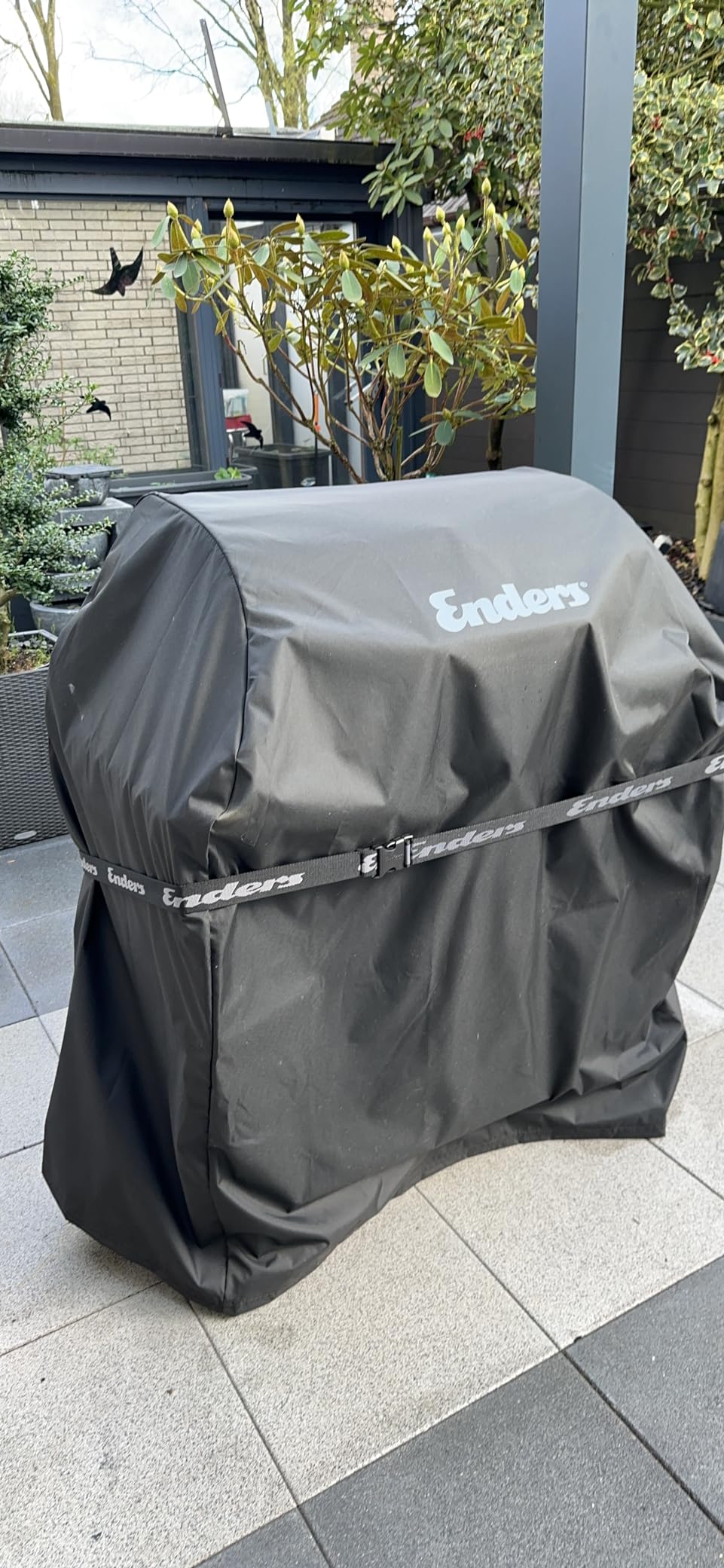 Sturmfest auf der Terrasse